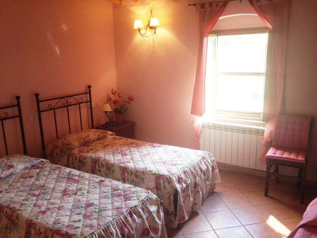 Bed and Breakfast La Ginestra Orentano Exterior foto